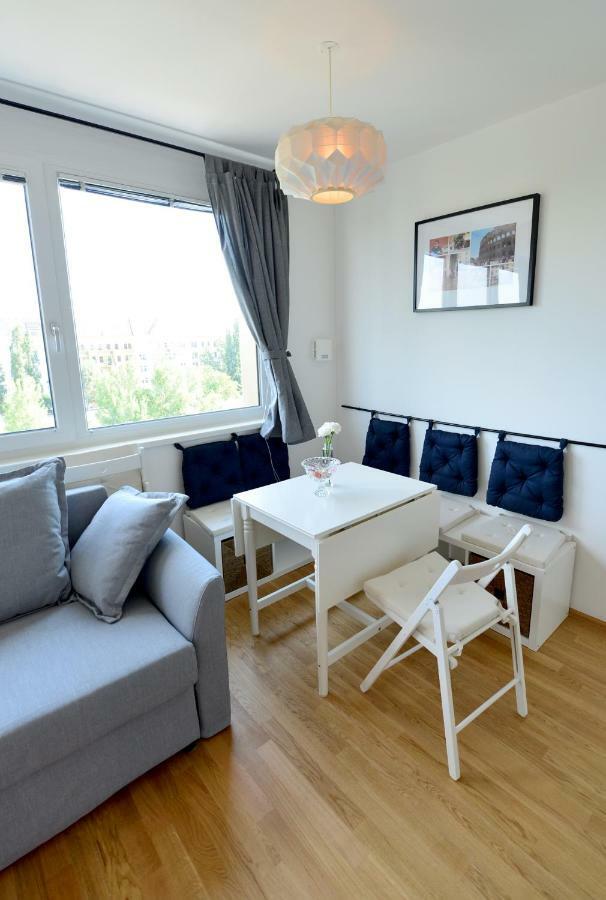 Erdberger Laende Apartment Wina Bagian luar foto